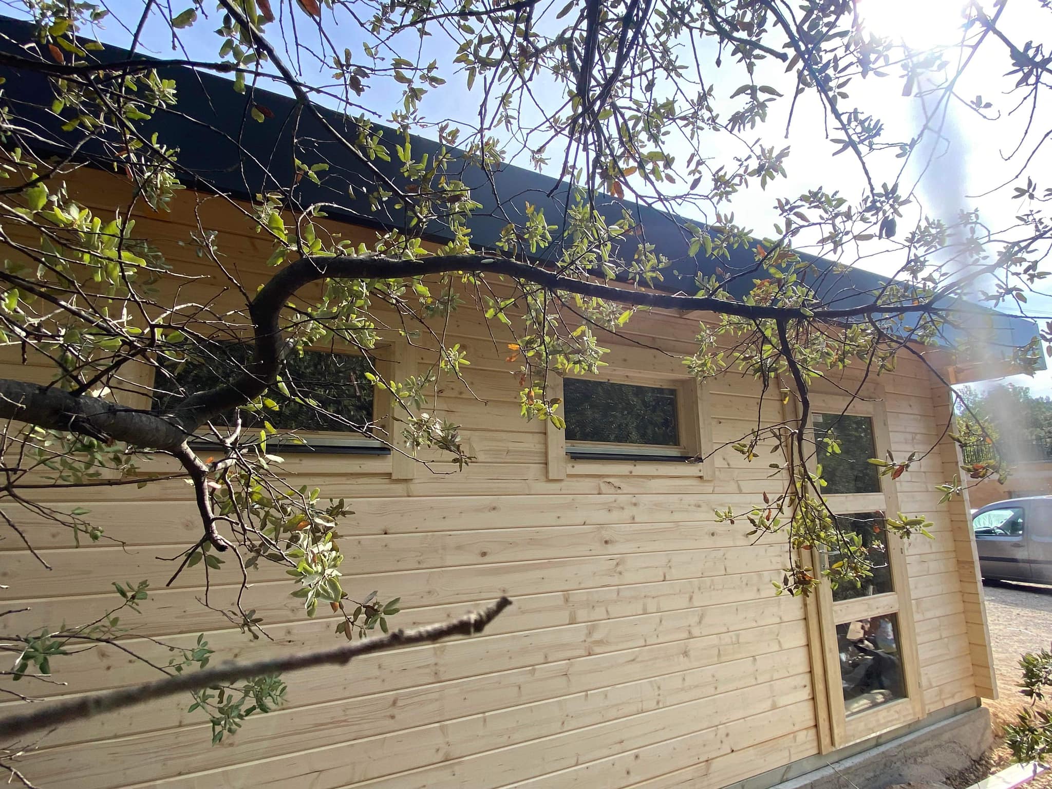 Featured image 3